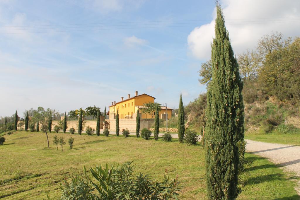 Il Casale Apartment Limite Luaran gambar