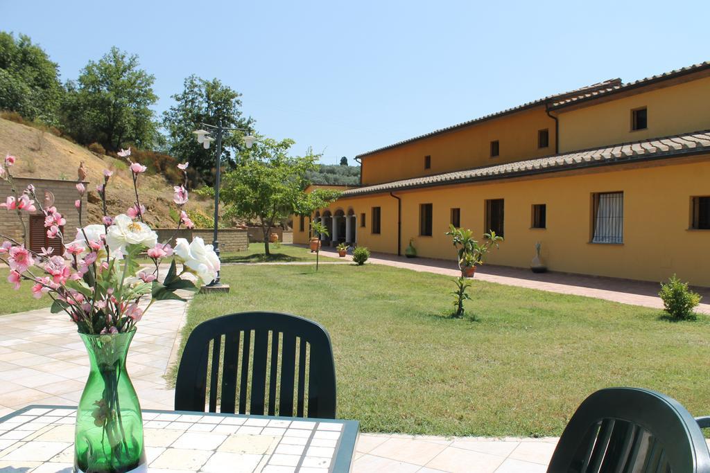 Il Casale Apartment Limite Luaran gambar