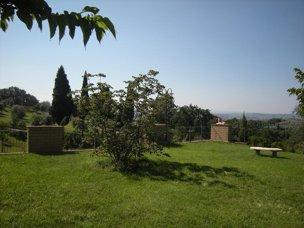 Il Casale Apartment Limite Luaran gambar